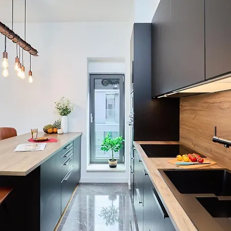 Hedera Estate, Hedera A15 Apartment *